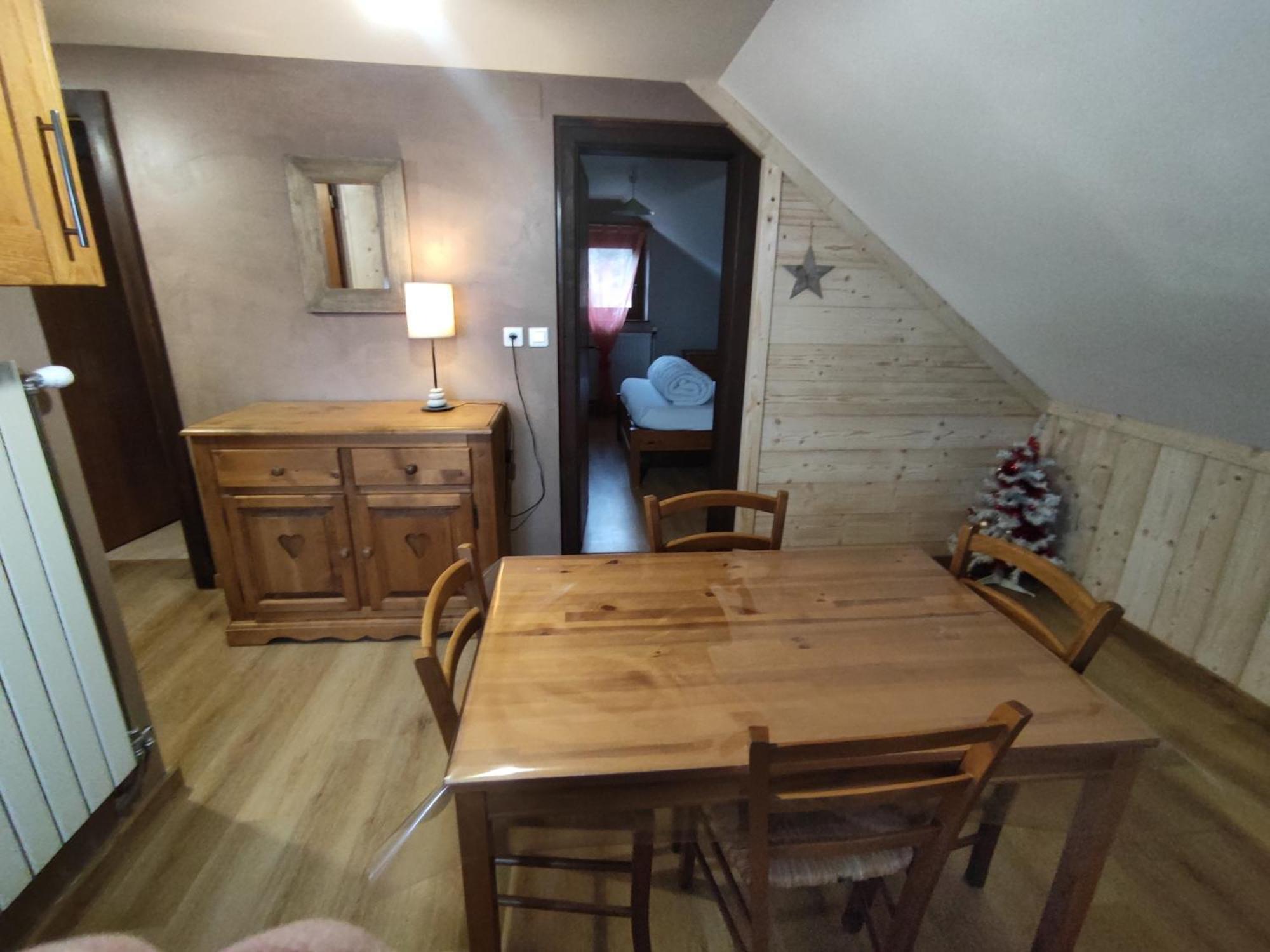 A L'Oree Du Bois Dommartin-les-Remiremont Bilik gambar