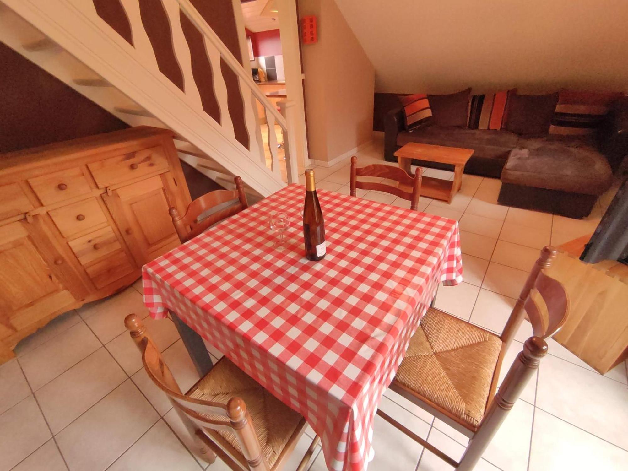A L'Oree Du Bois Dommartin-les-Remiremont Bilik gambar